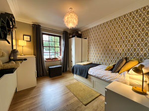 Photo 21- click for photo gallery